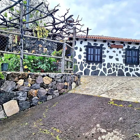 Mountain Rural House Teide Volcano By Hrtenerife Net 木屋 伊科德·德·洛斯·维诺斯
